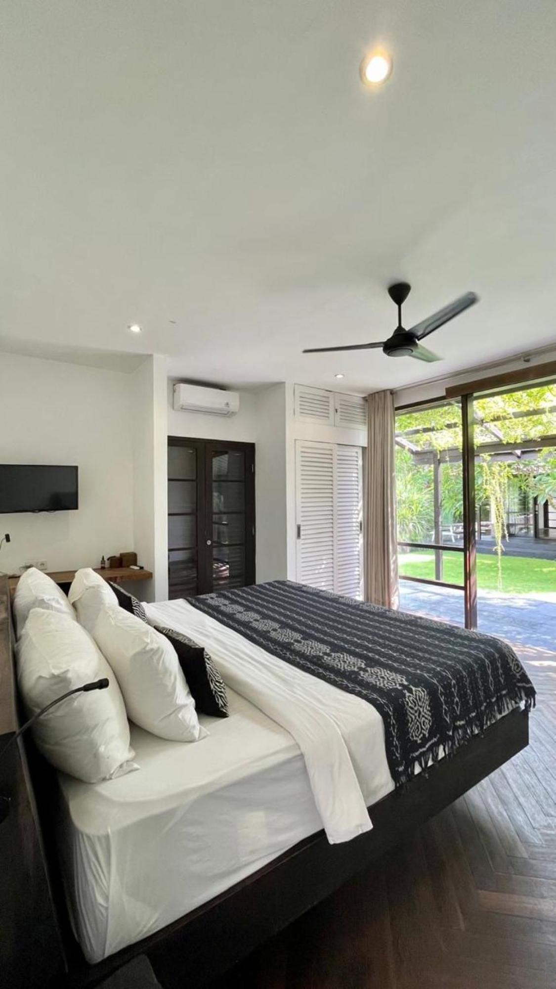 Holiday Beautiful Villa 4 Bedroom Garden View Canggu Bagian luar foto